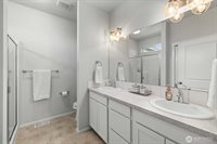 409 Shannon Avenue, Sedro Woolley, WA 98284
