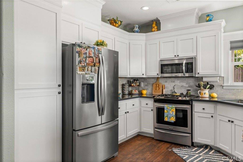 1994 North, Corning, CA 96021