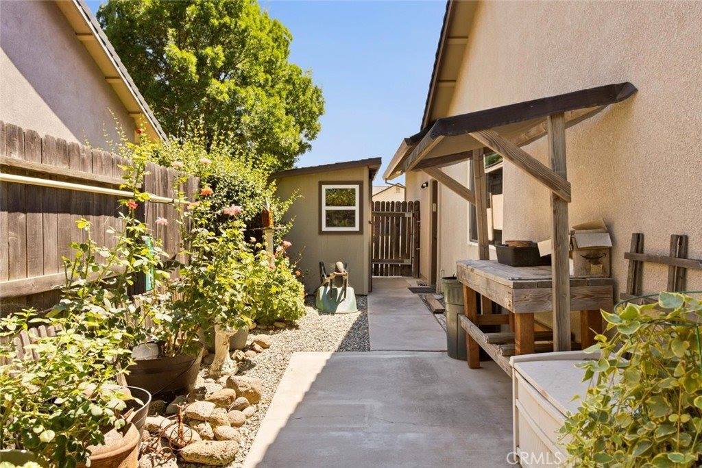 1994 North, Corning, CA 96021