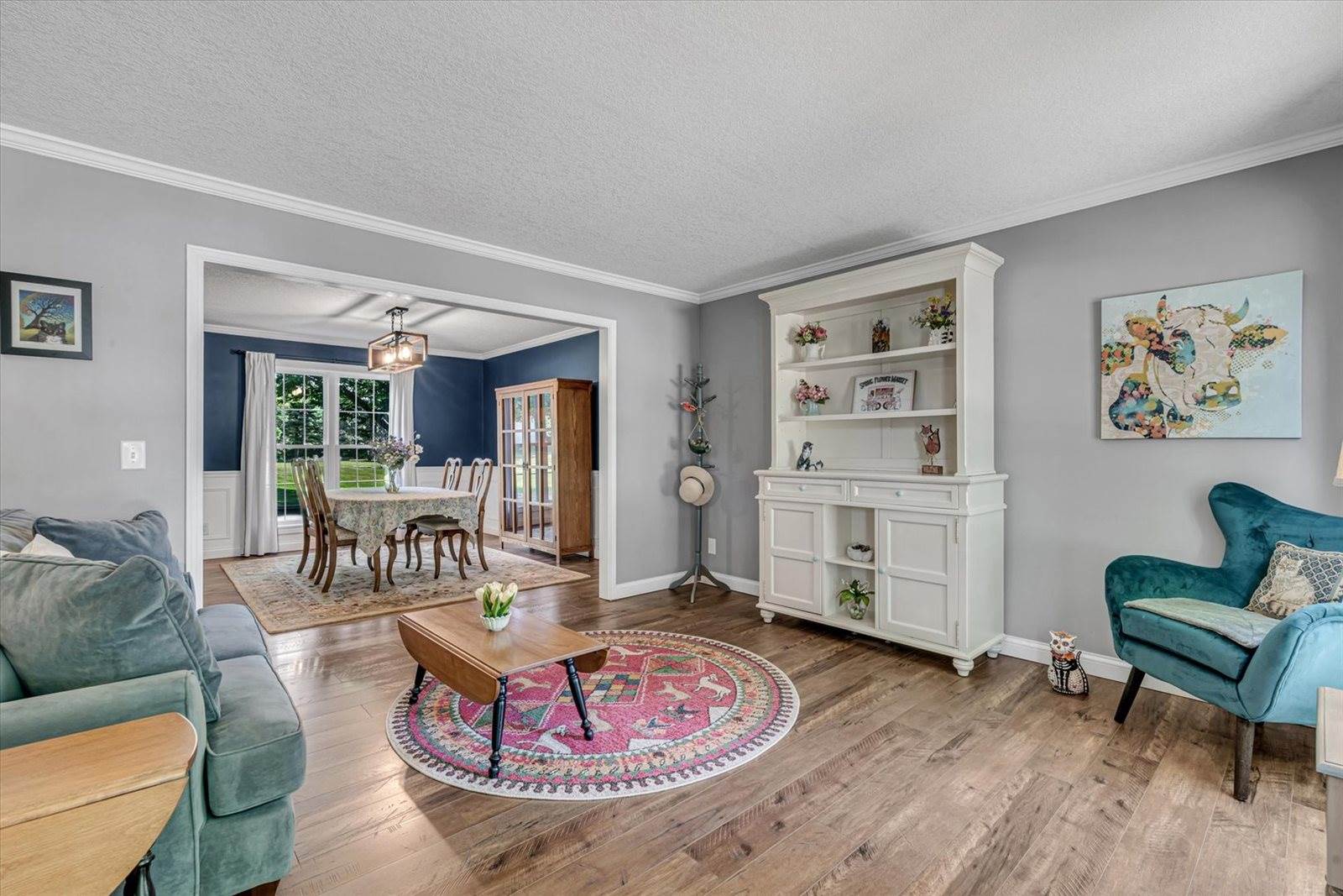2520 Buckingham Avenue, Bettendorf, IA 52722