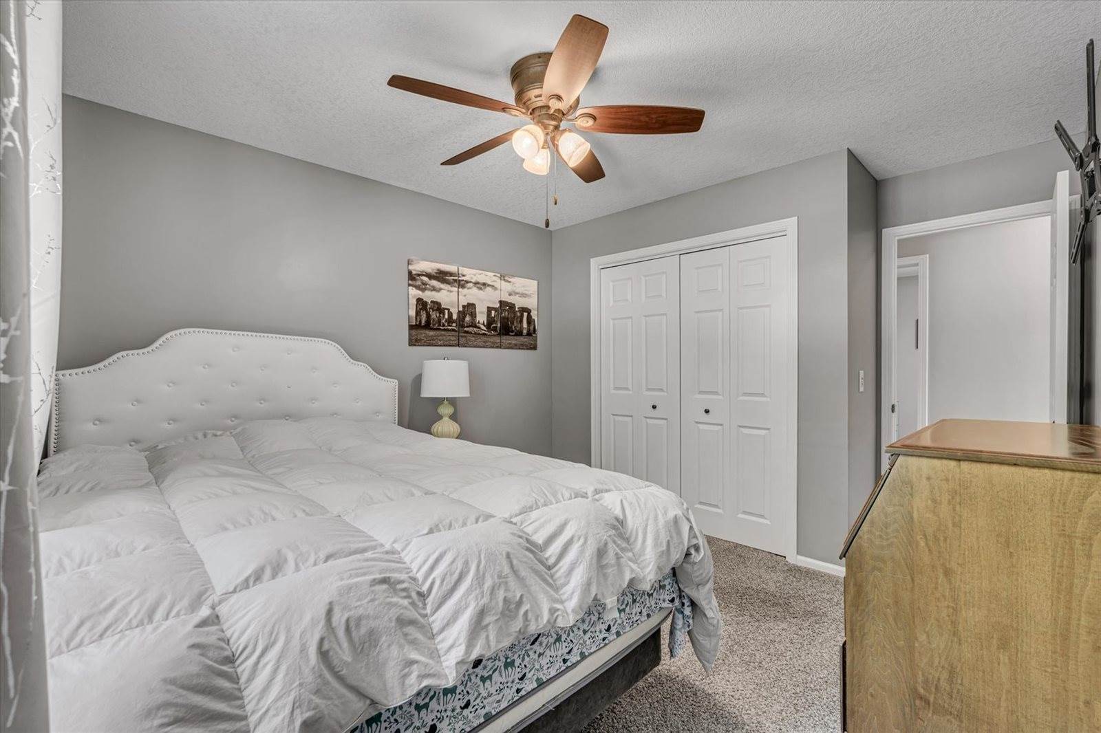 2520 Buckingham Avenue, Bettendorf, IA 52722