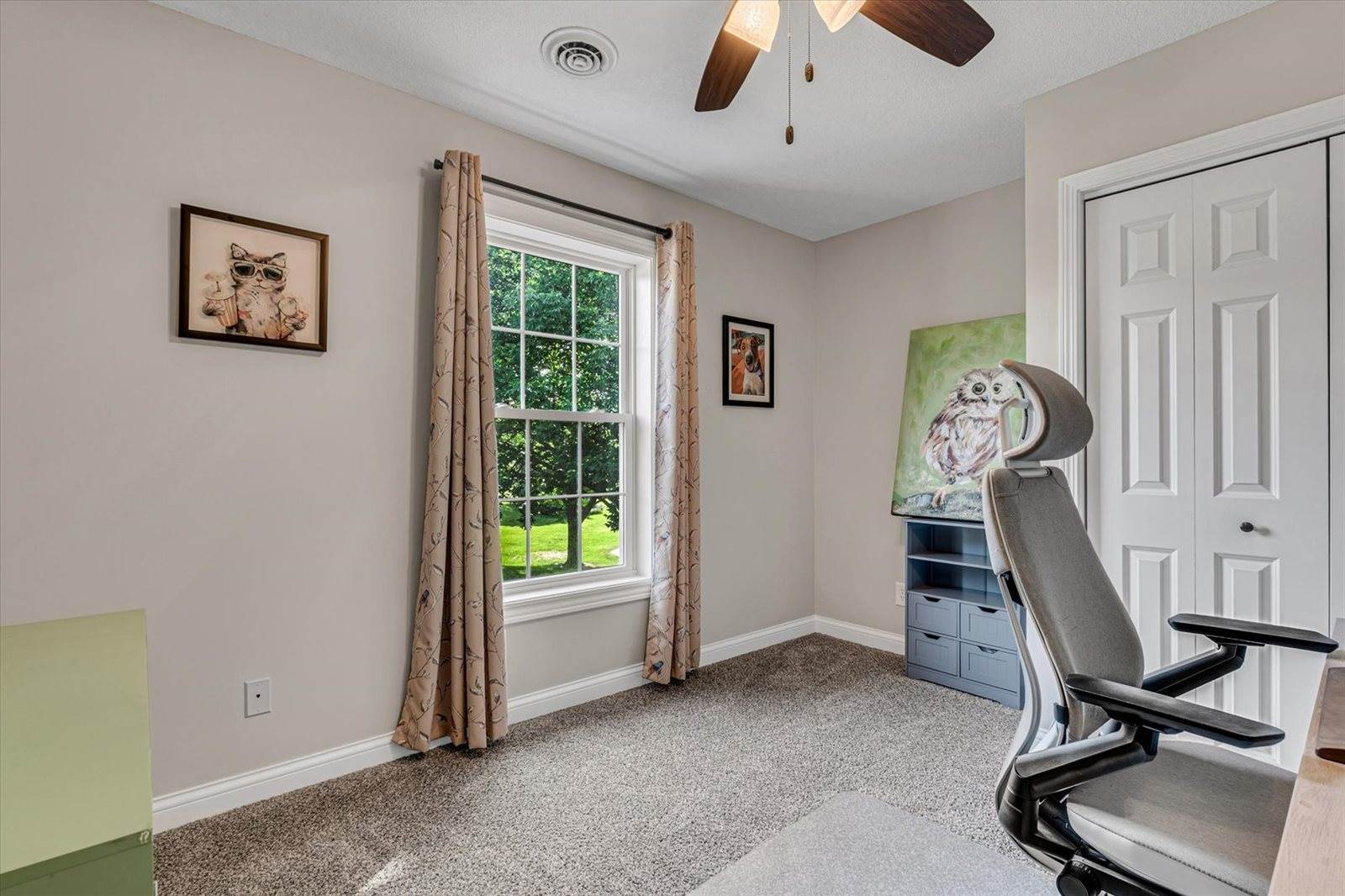 2520 Buckingham Avenue, Bettendorf, IA 52722