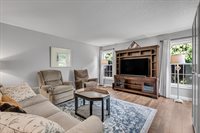 2520 Buckingham Avenue, Bettendorf, IA 52722