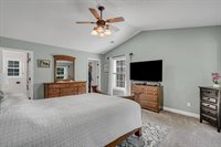 2520 Buckingham Avenue, Bettendorf, IA 52722