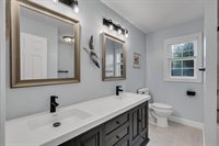 2520 Buckingham Avenue, Bettendorf, IA 52722