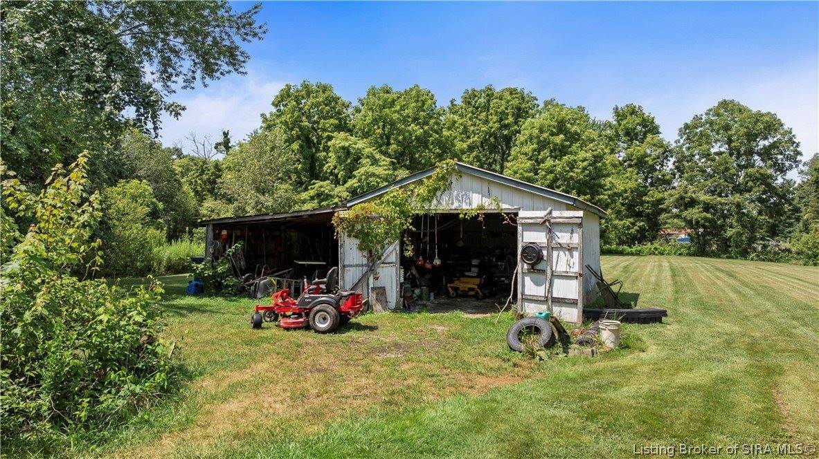 3180 South Mulberry Street, Lexington, IN 47138