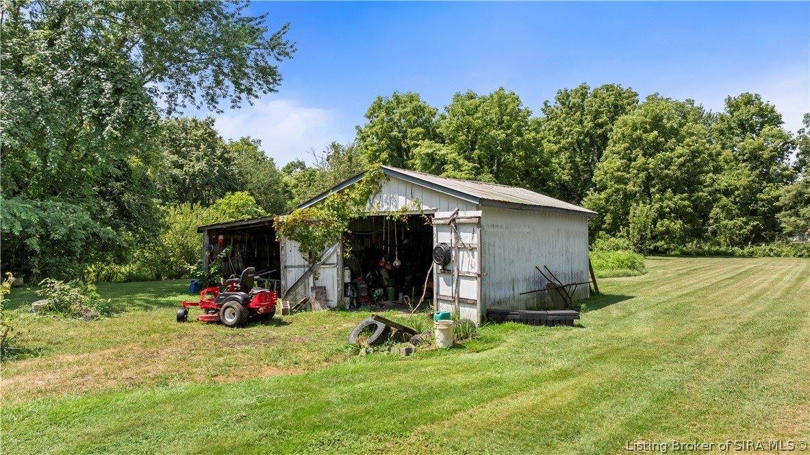 3180 South Mulberry Street, Lexington, IN 47138