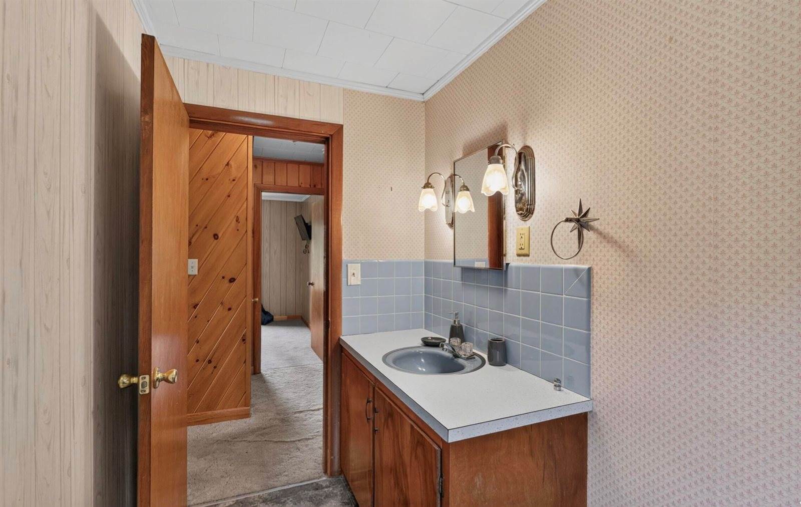 629 Range Road, Dover-Foxcroft, ME 04426