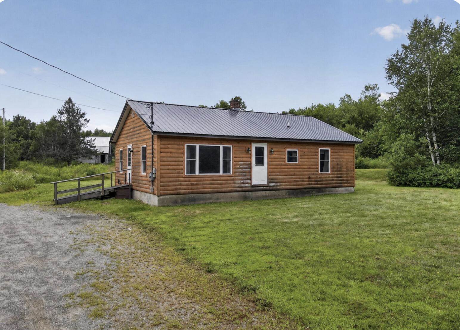 629 Range Road, Dover-Foxcroft, ME 04426