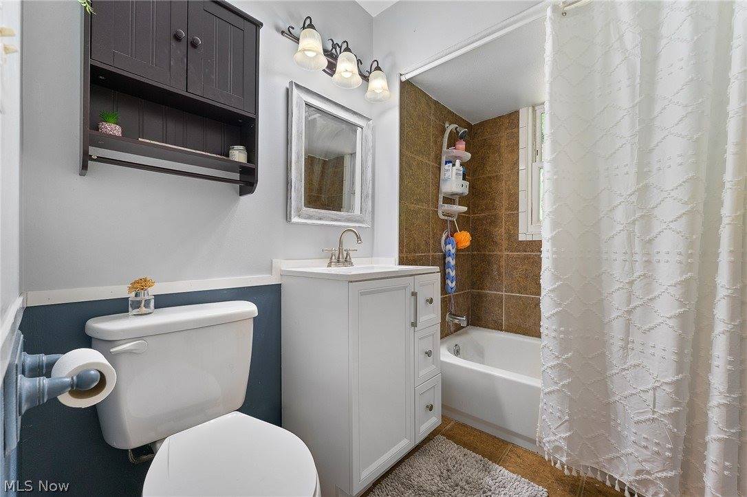 10901 Main Street, New Middletown, OH 44442