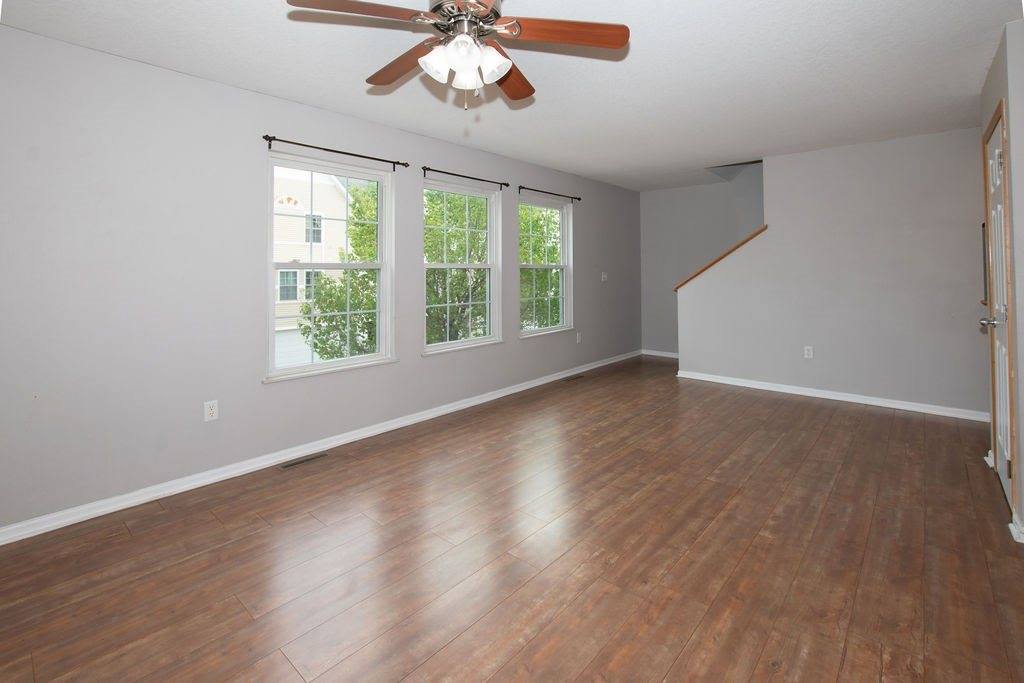1062 10th Avenue NW, Altoona, IA 50009
