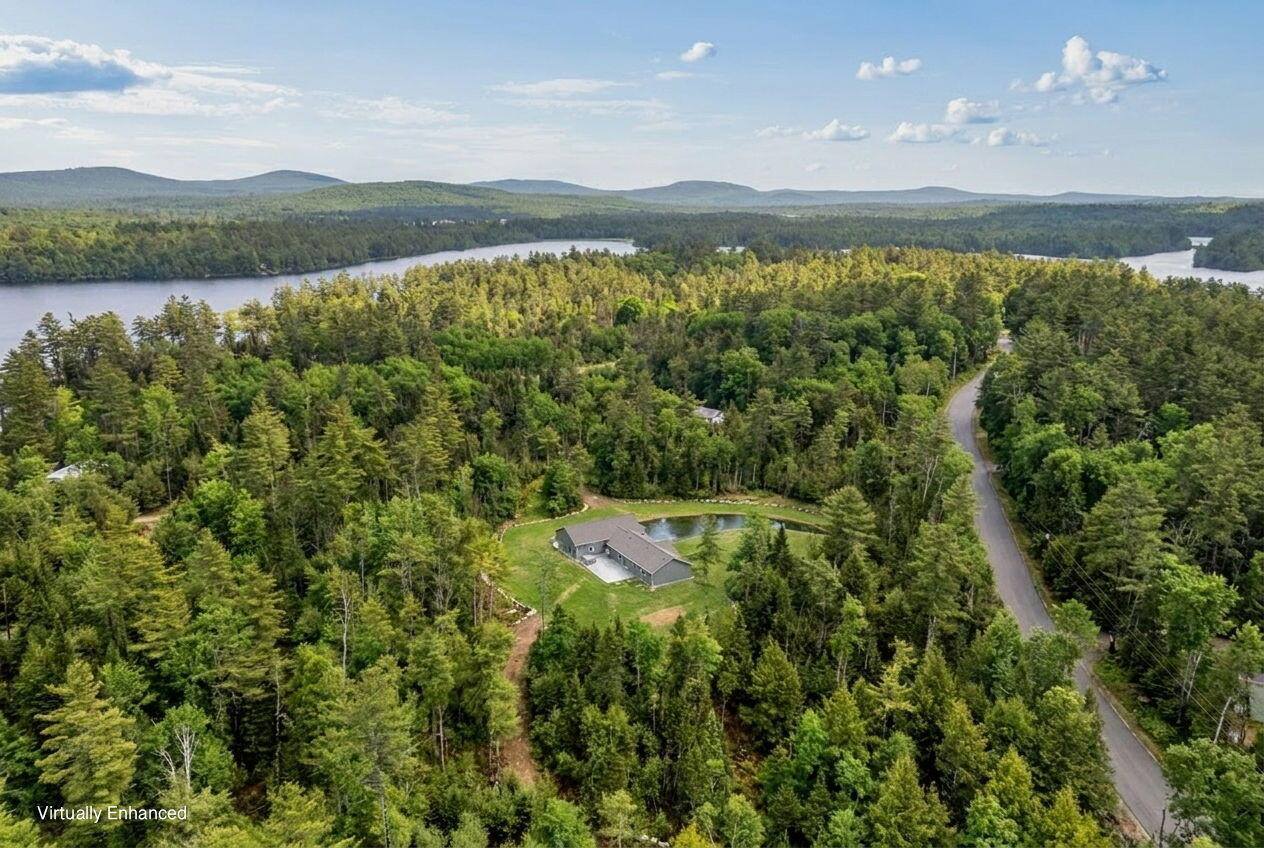 290 White Point Estates Road, Lincoln, ME 04457