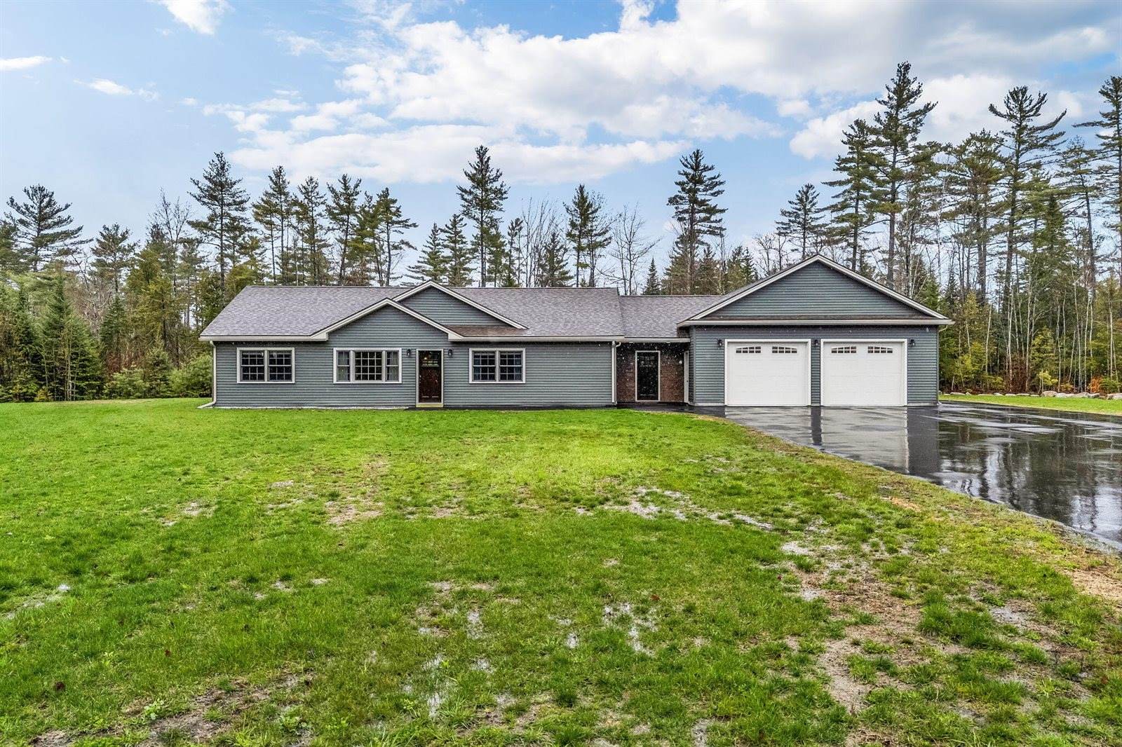 290 White Point Estates Road, Lincoln, ME 04457