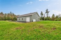 290 White Point Estates Road, Lincoln, ME 04457