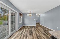 290 White Point Estates Road, Lincoln, ME 04457