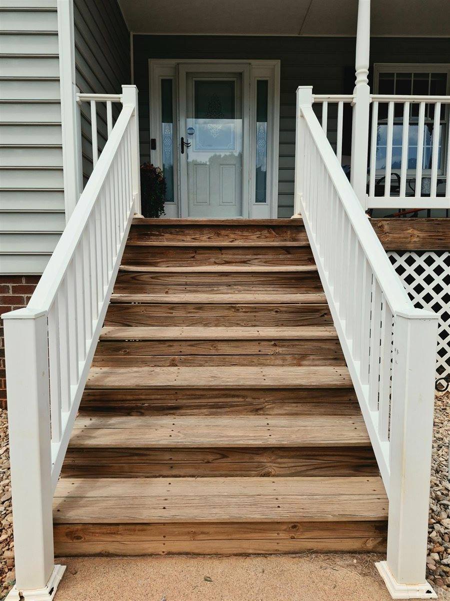 191 Erin Drive, Madison Heights, VA 24572