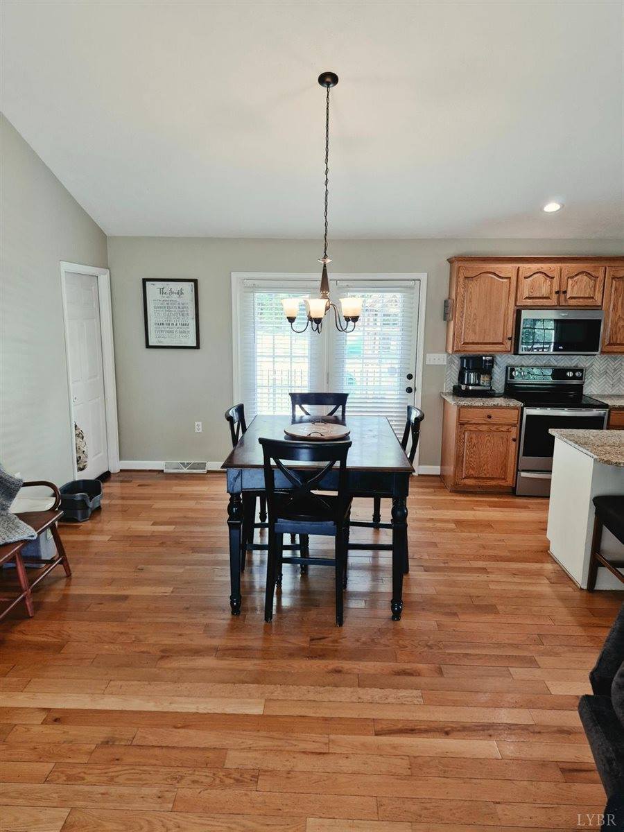 191 Erin Drive, Madison Heights, VA 24572