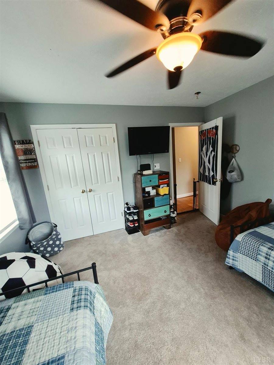 191 Erin Drive, Madison Heights, VA 24572