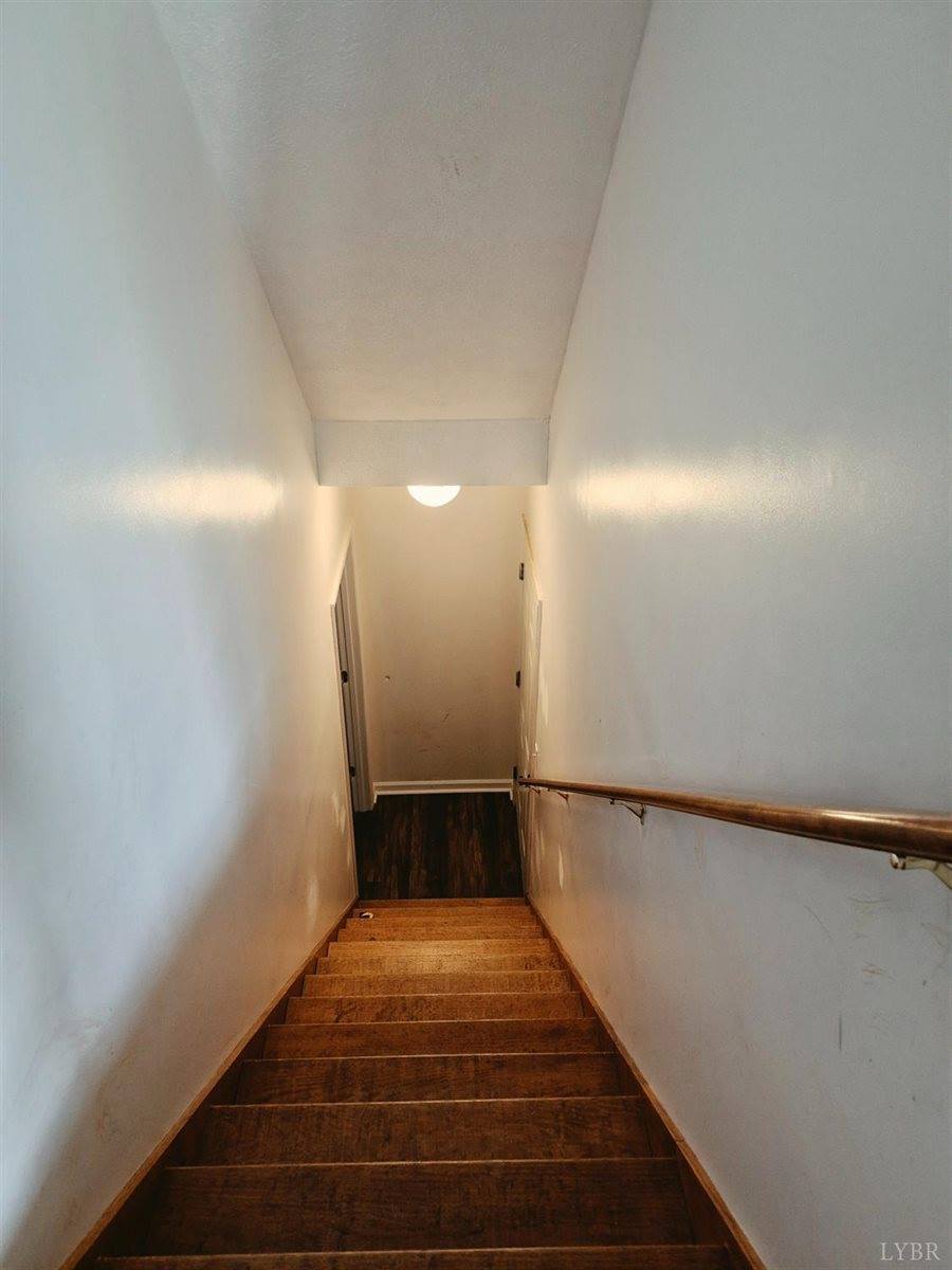 191 Erin Drive, Madison Heights, VA 24572