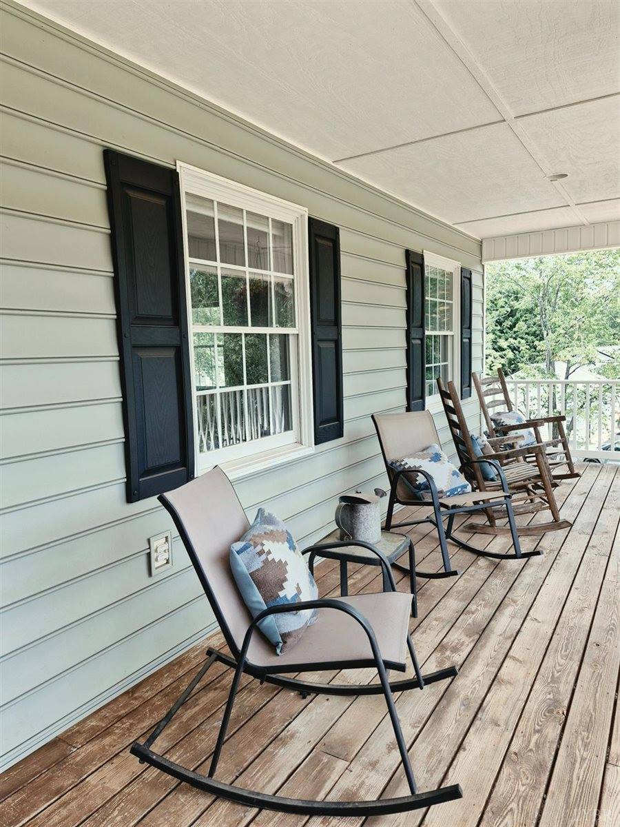 191 Erin Drive, Madison Heights, VA 24572