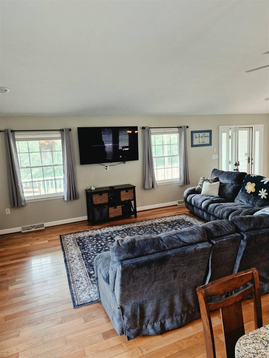 191 Erin Drive, Madison Heights, VA 24572