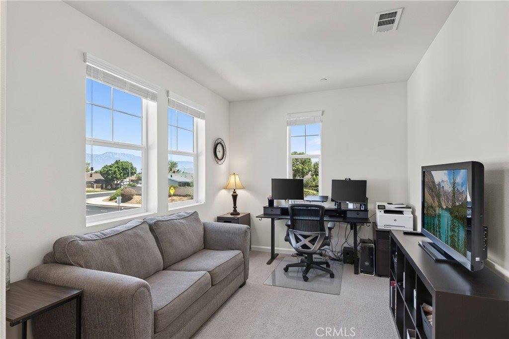 7182 Beck Drive, Riverside, CA 92503