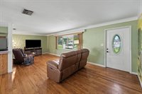 6026 44th Avenue North, Kenneth City, FL 33709