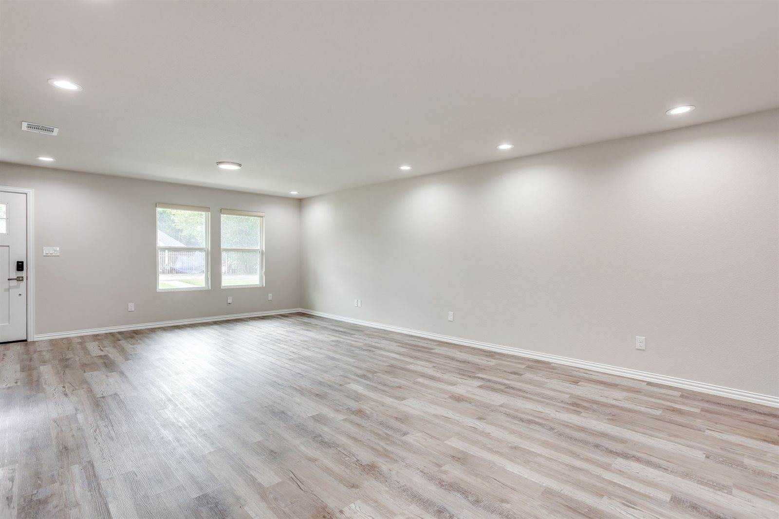 933 River Road, Fort Worth, TX 76114