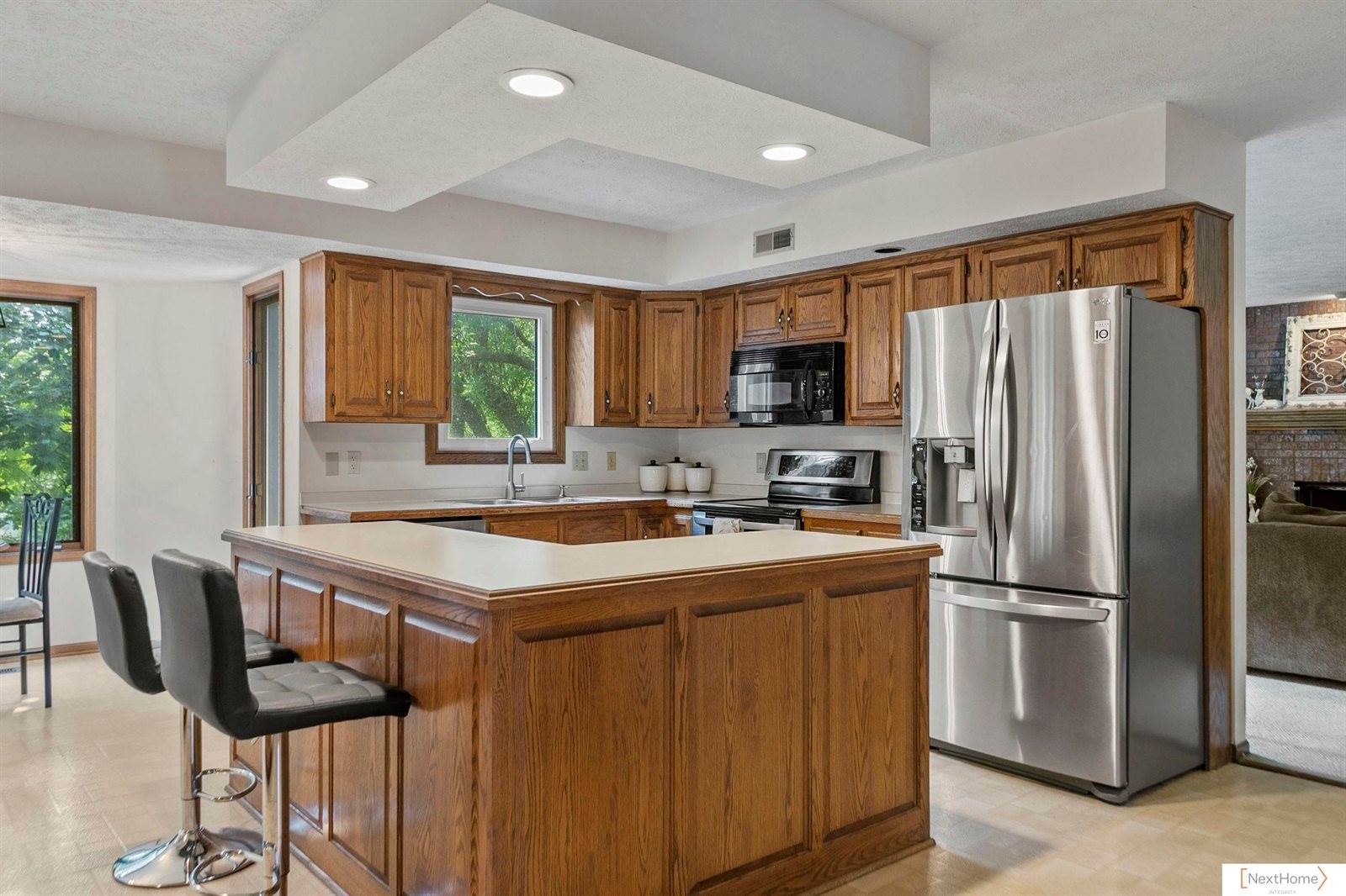 6735 Rockwood Lane, Lincoln, NE 68516