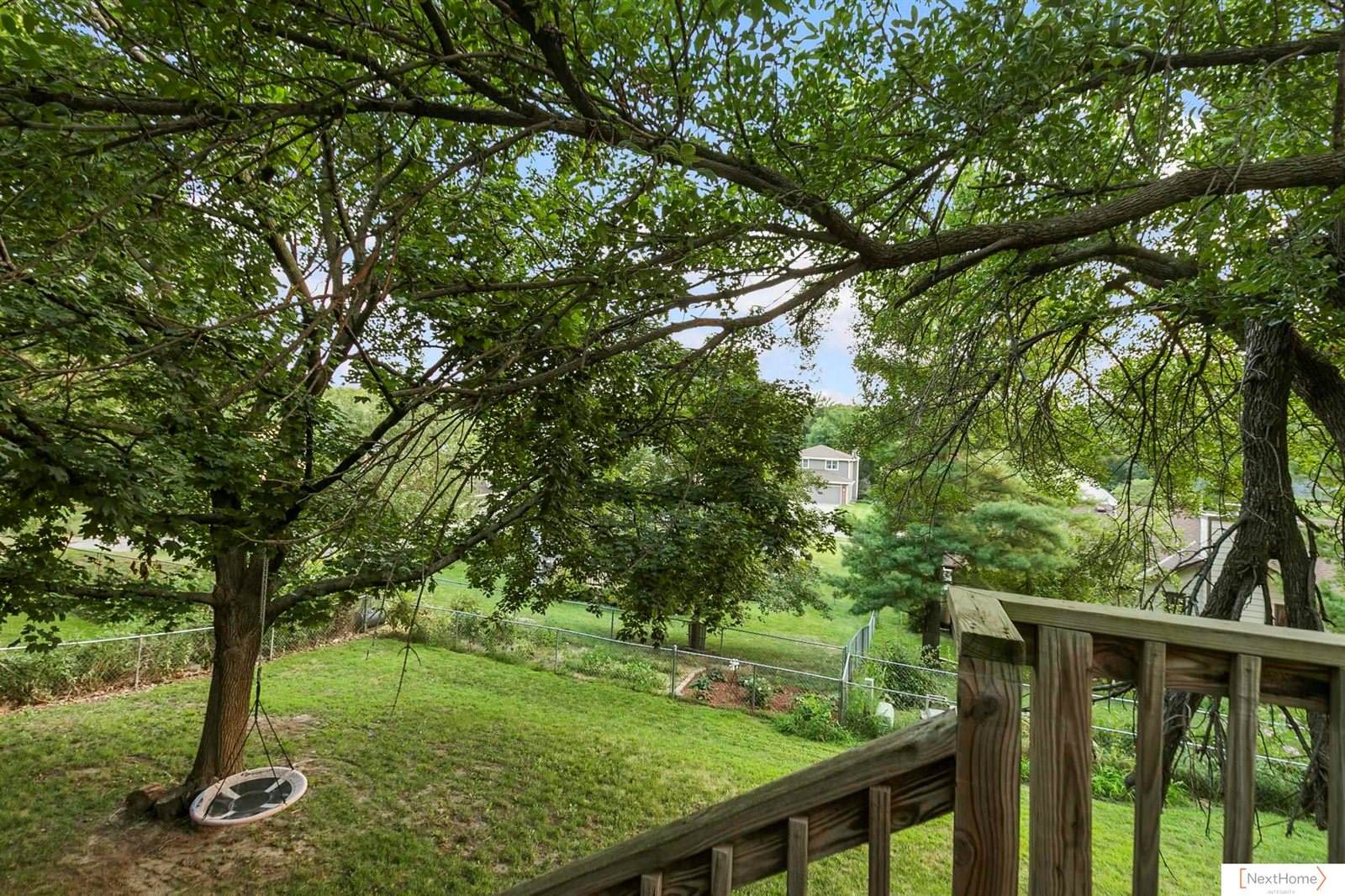 6735 Rockwood Lane, Lincoln, NE 68516
