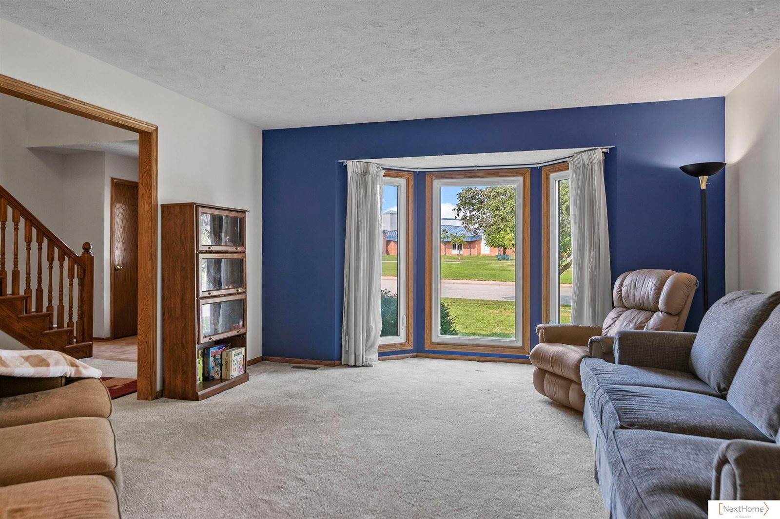 6735 Rockwood Lane, Lincoln, NE 68516