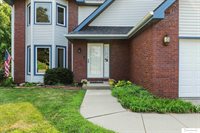 6735 Rockwood Lane, Lincoln, NE 68516