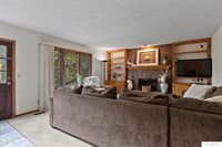 6735 Rockwood Lane, Lincoln, NE 68516
