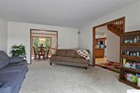 6735 Rockwood Lane, Lincoln, NE 68516