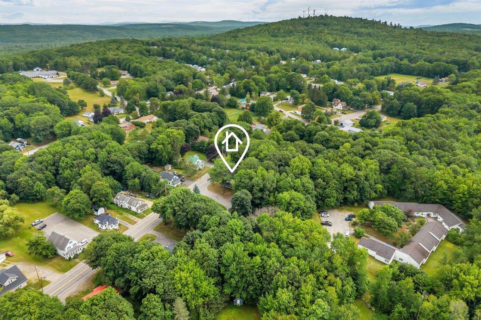 71 Enfield Road, Lincoln, ME 04457