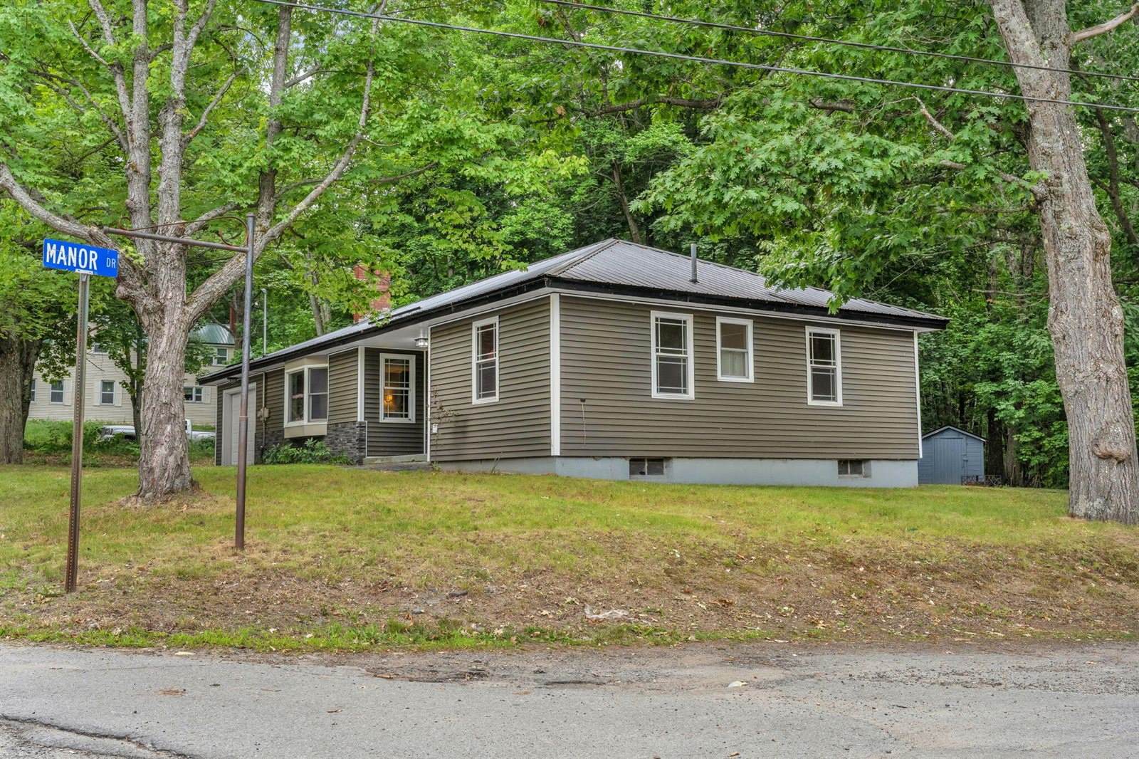 71 Enfield Road, Lincoln, ME 04457