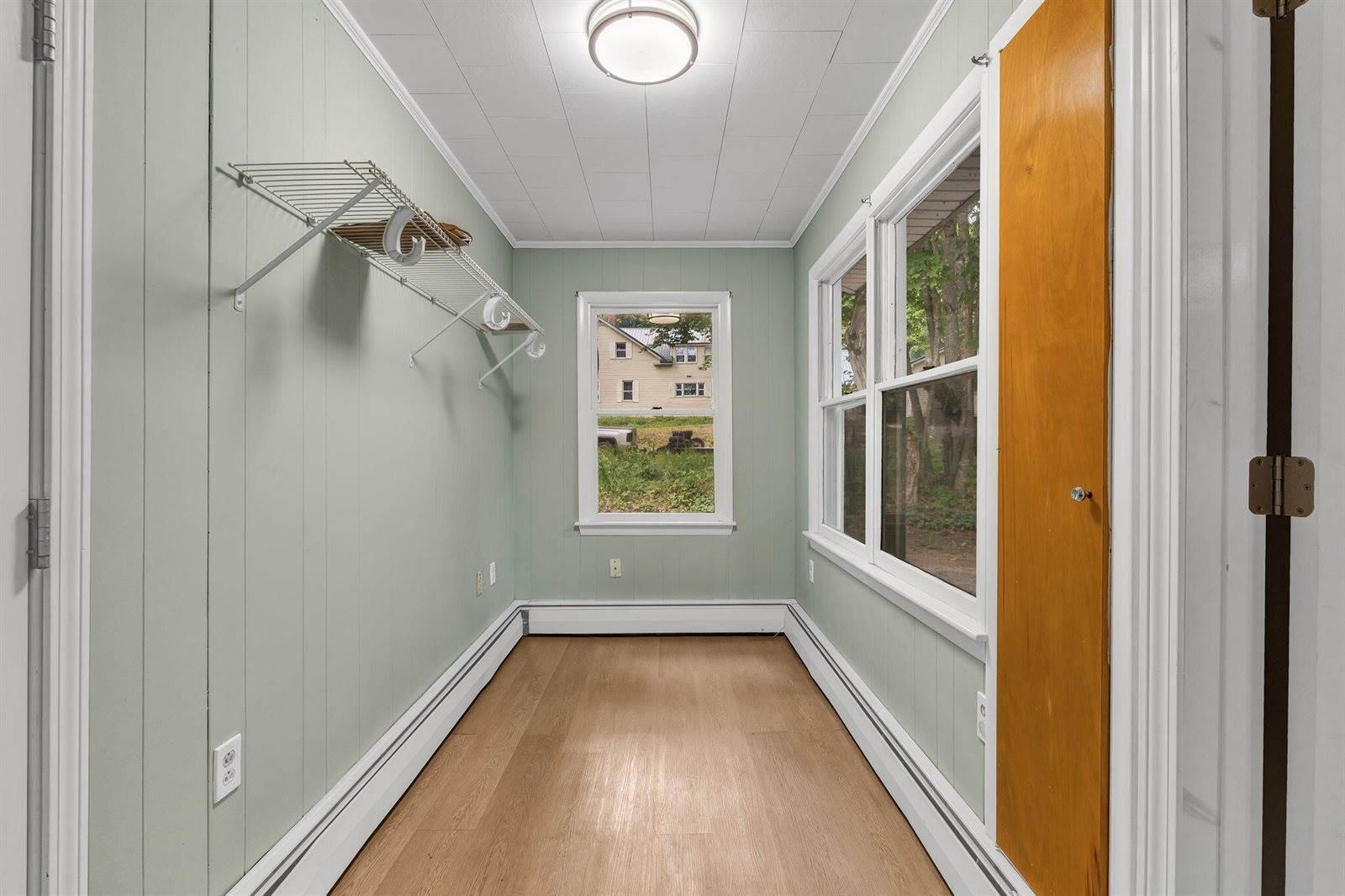 71 Enfield Road, Lincoln, ME 04457