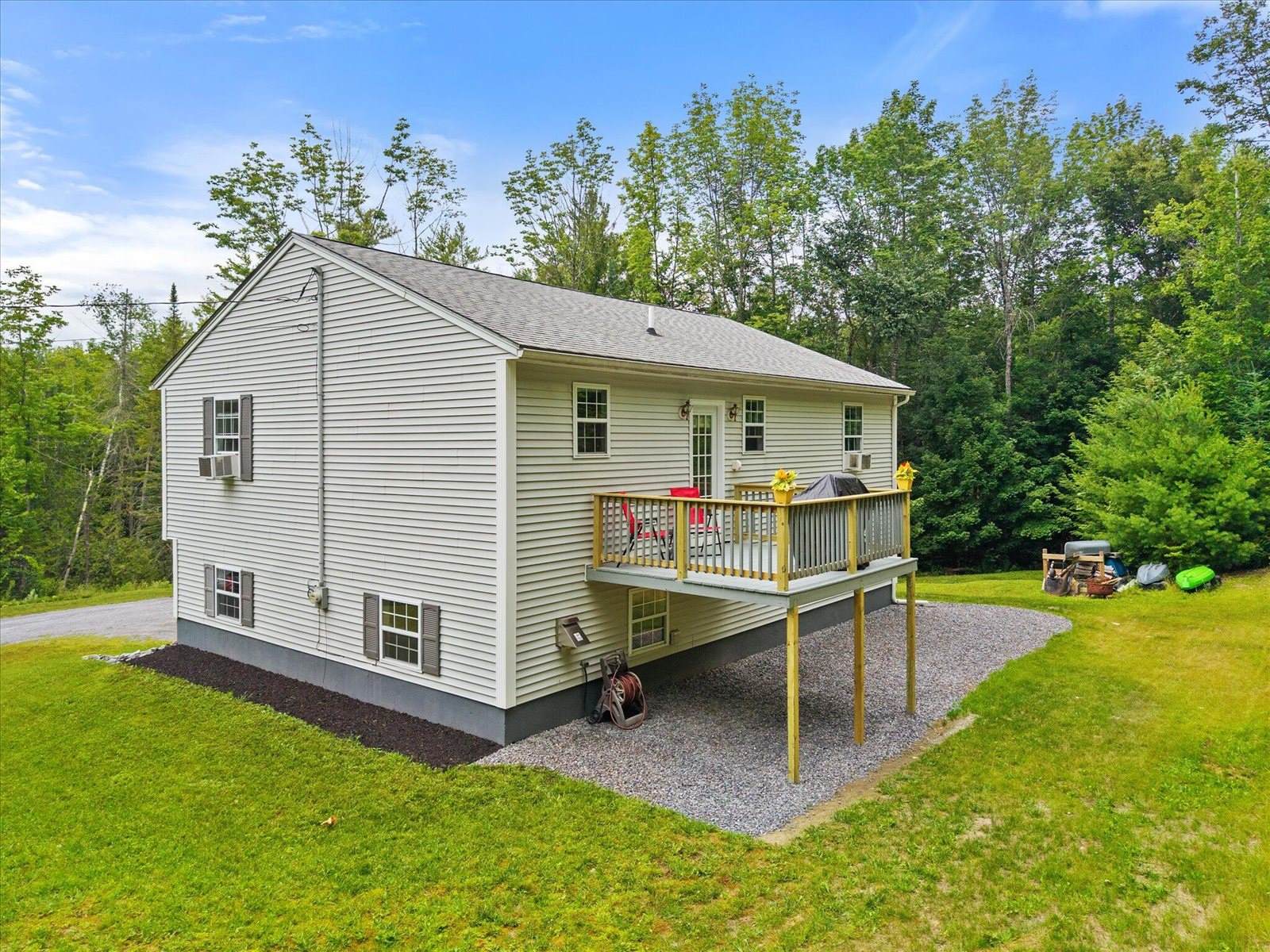 191 Melody Lane, Saint Albans, ME 04971