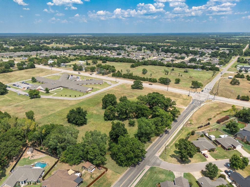 1601 North Bryan Avenue, Shawnee, OK 74804