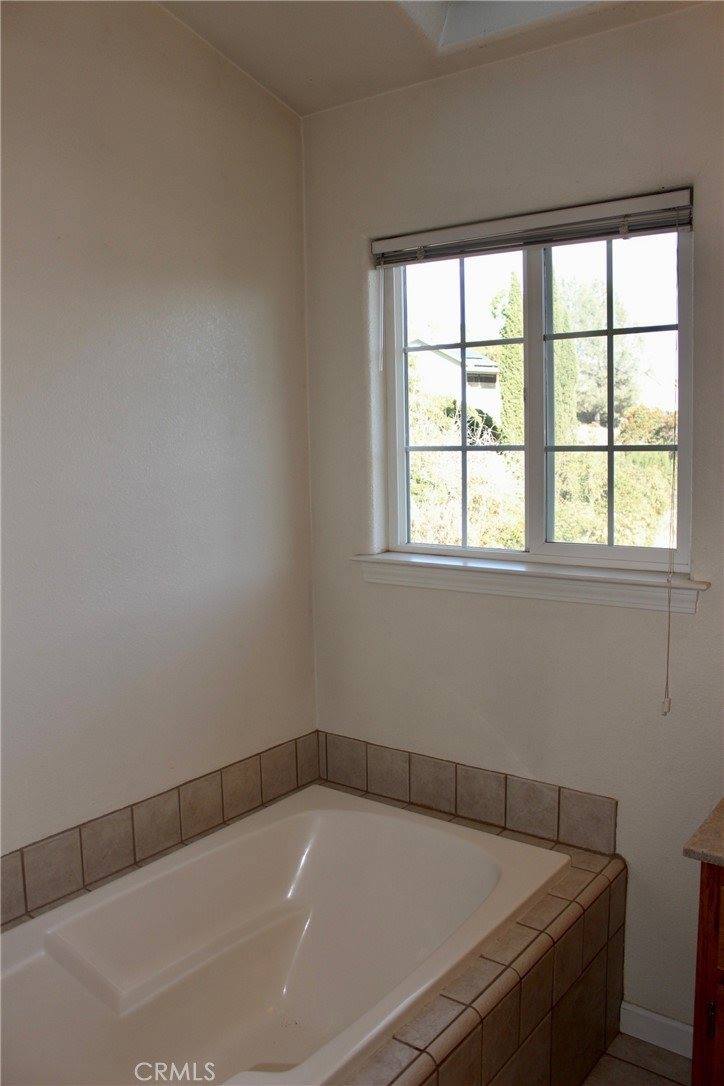 15642 Little Peak, Hidden Valley Lake, CA 95467