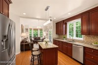 8 Sunshine Way, Jackson, NJ 08527