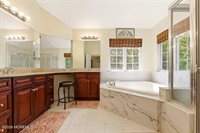 8 Sunshine Way, Jackson, NJ 08527