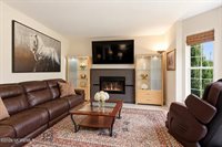 8 Sunshine Way, Jackson, NJ 08527