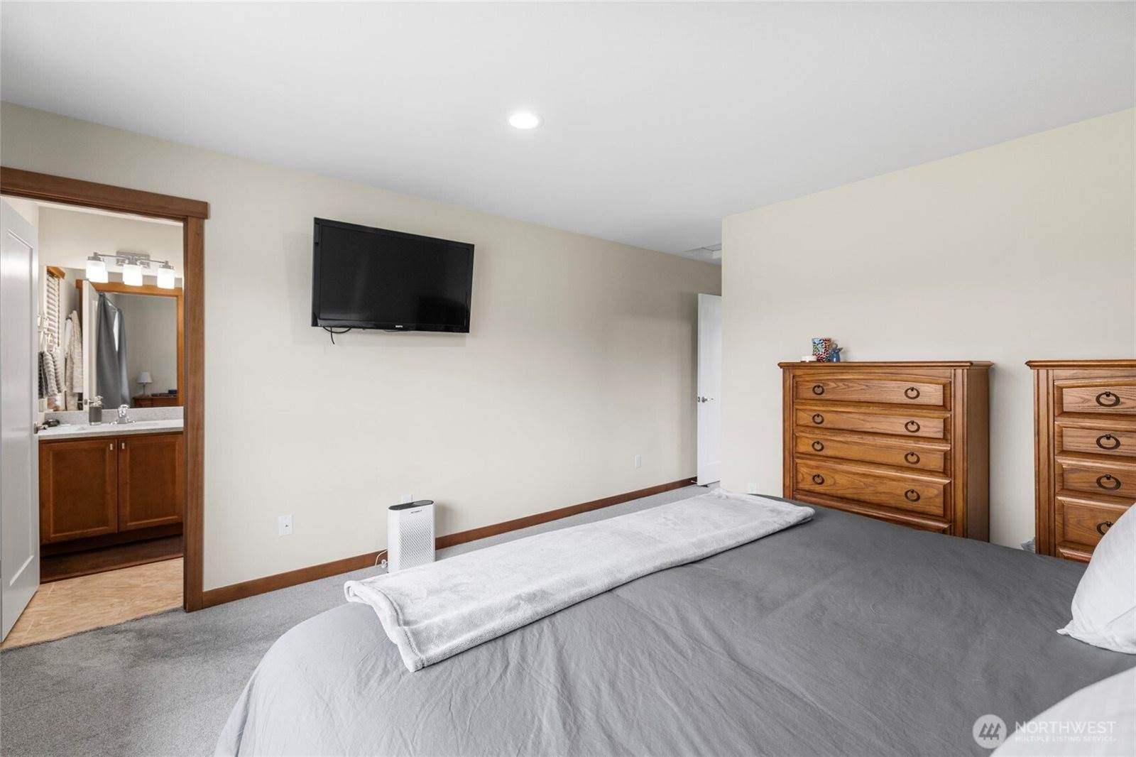 24105 Mangat, Sedro Woolley, WA 98284