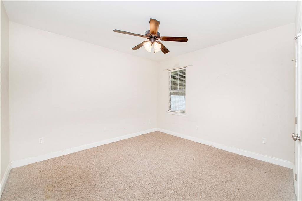 39113 Creek Drive, Ponchatoula, LA 70454
