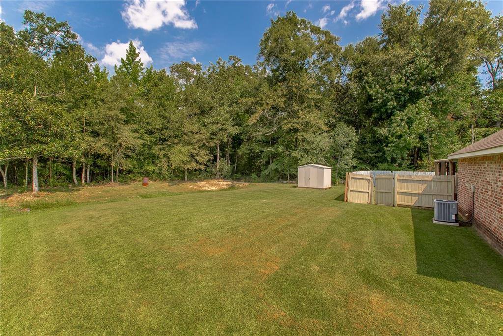 39113 Creek Drive, Ponchatoula, LA 70454