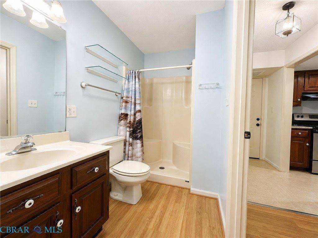 100 Burnt Bridge Way, Yorktown, VA 23692