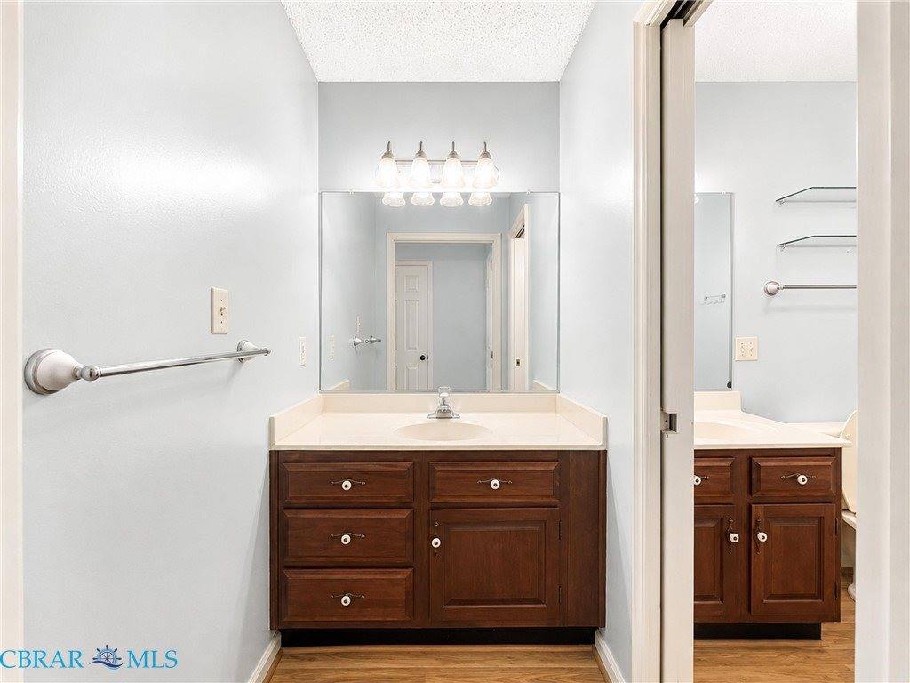 100 Burnt Bridge Way, Yorktown, VA 23692