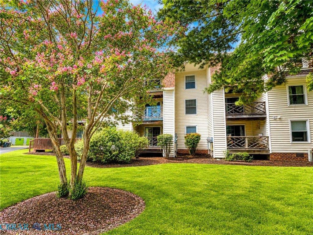 100 Burnt Bridge Way, Yorktown, VA 23692