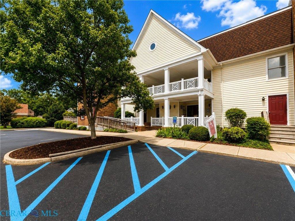 100 Burnt Bridge Way, Yorktown, VA 23692